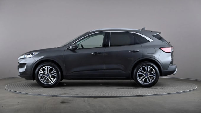 2022 Ford Kuga