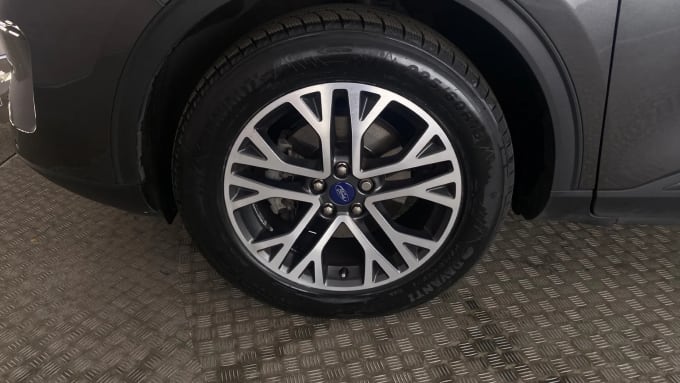 2022 Ford Kuga