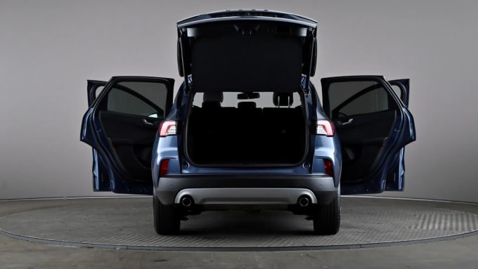 2022 Ford Kuga