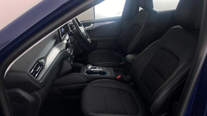 2022 Ford Kuga