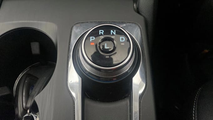 2022 Ford Kuga