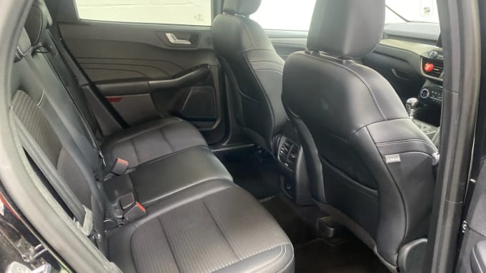 2022 Ford Kuga