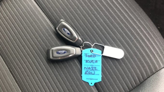 2022 Ford Kuga