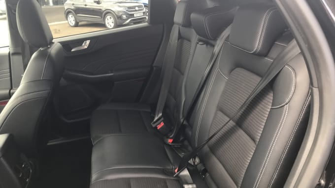 2022 Ford Kuga