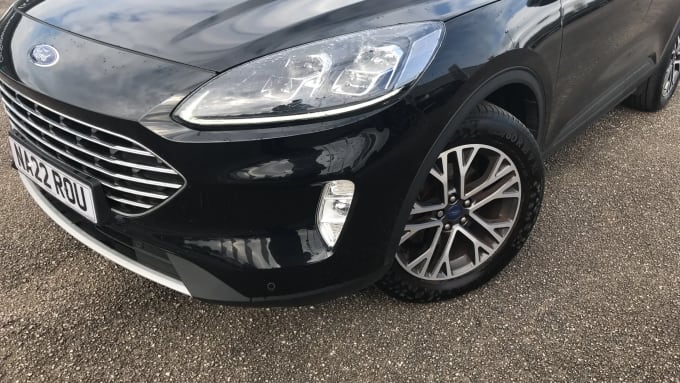2022 Ford Kuga