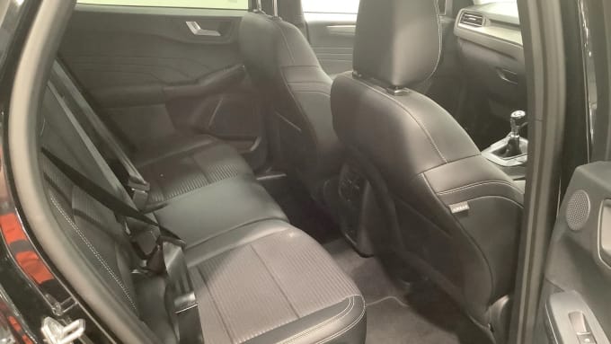 2022 Ford Kuga