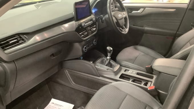 2022 Ford Kuga