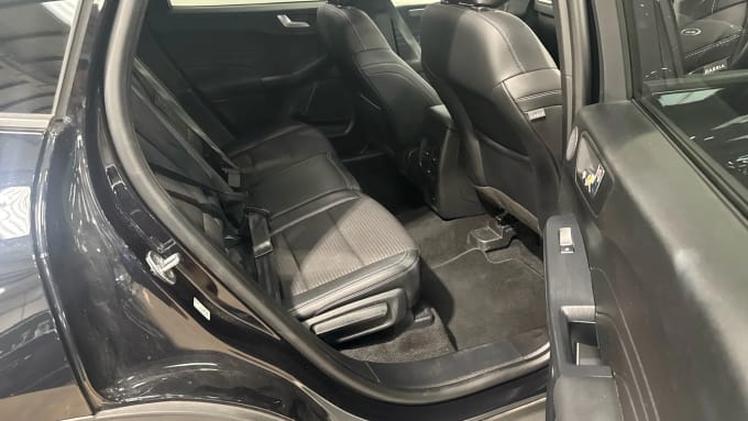 2022 Ford Kuga