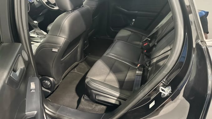 2022 Ford Kuga