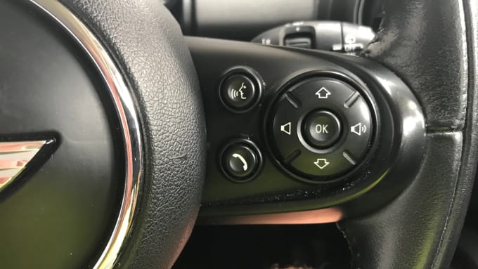 2017 Mini Hatch
