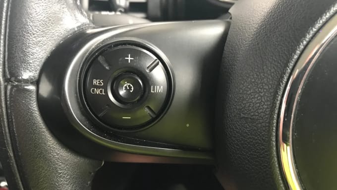 2017 Mini Hatch