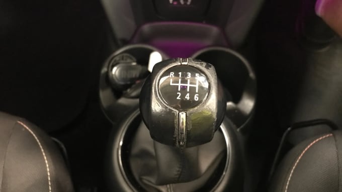 2017 Mini Hatch