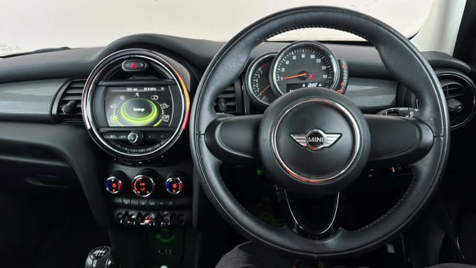 2017 Mini Hatch