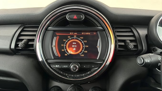 2017 Mini Hatch