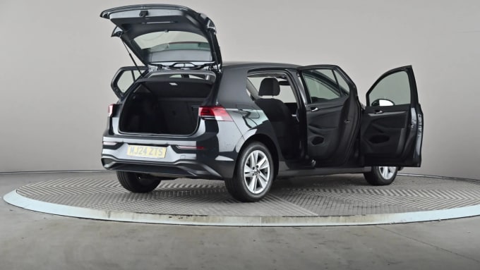 2024 Volkswagen Golf