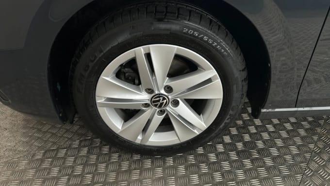 2024 Volkswagen Golf