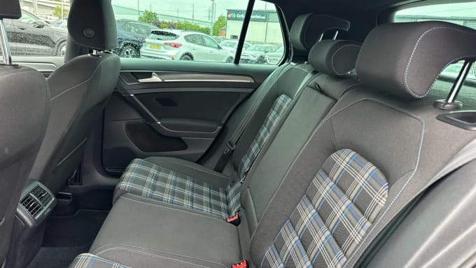 2020 Volkswagen Golf