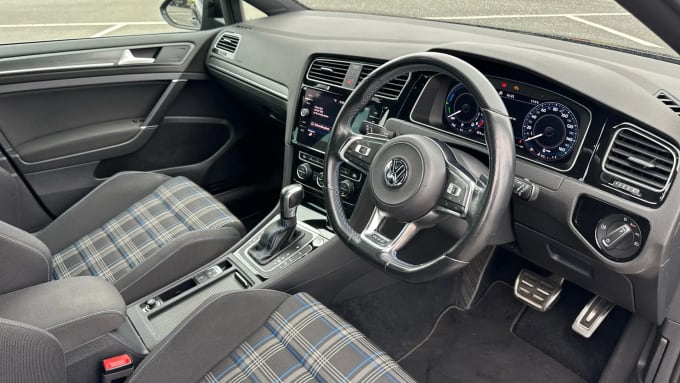 2020 Volkswagen Golf