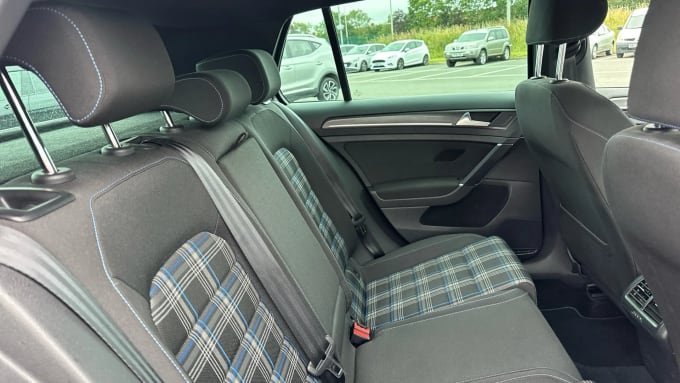 2020 Volkswagen Golf