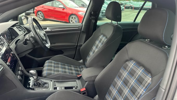 2020 Volkswagen Golf