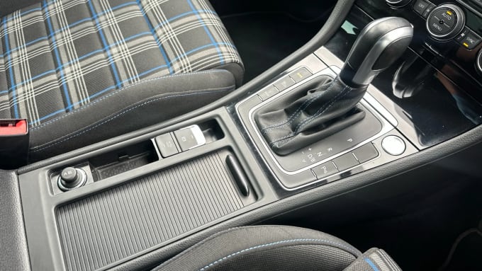 2020 Volkswagen Golf