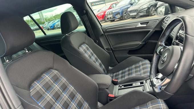 2020 Volkswagen Golf