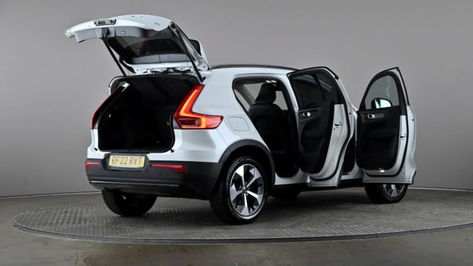 2022 Volvo Xc40