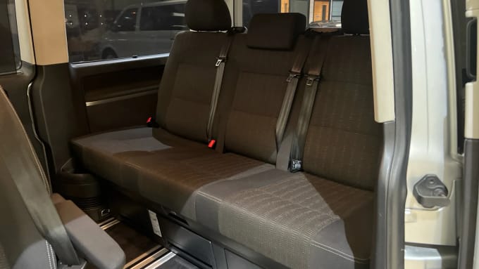 2016 Volkswagen Caravelle