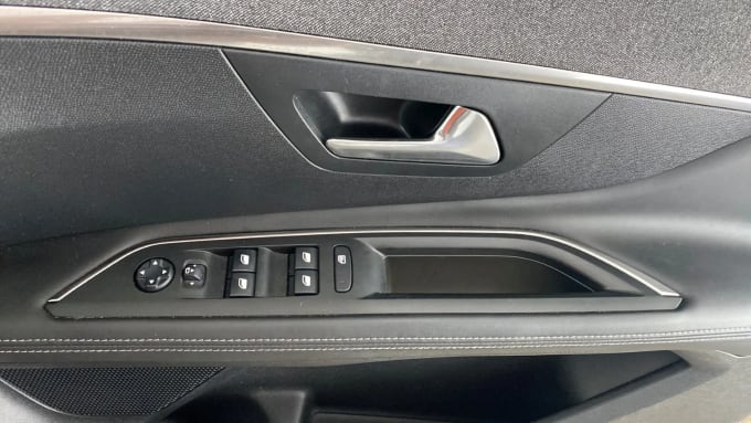 2018 Peugeot 3008