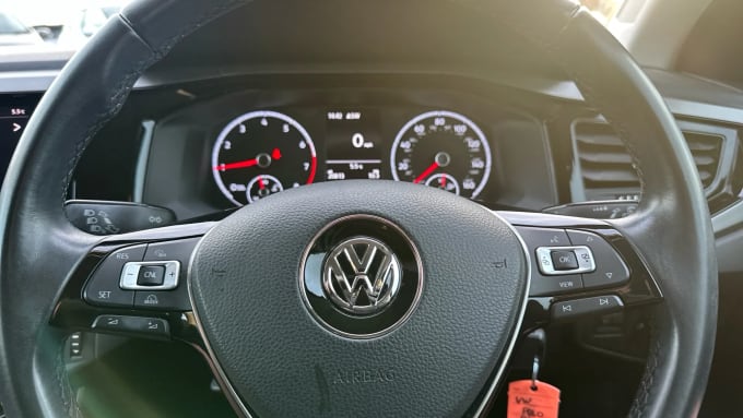 2019 Volkswagen Polo