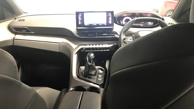 2022 Peugeot 3008