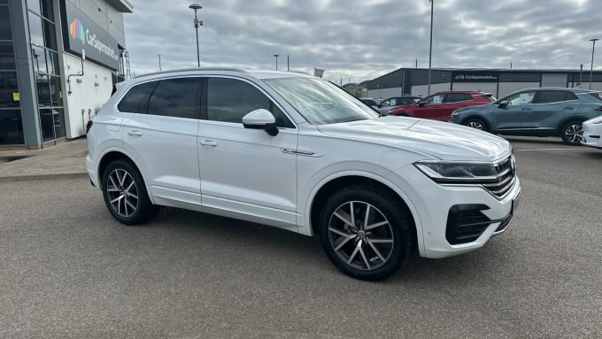 2019 Volkswagen Touareg