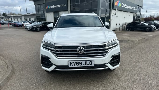 2019 Volkswagen Touareg
