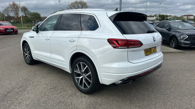 2019 Volkswagen Touareg