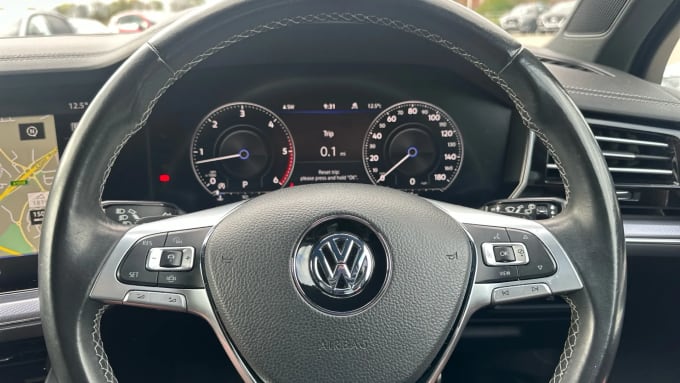 2019 Volkswagen Touareg
