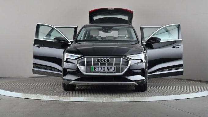 2020 Audi E-tron