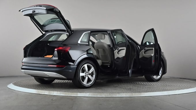 2020 Audi E-tron