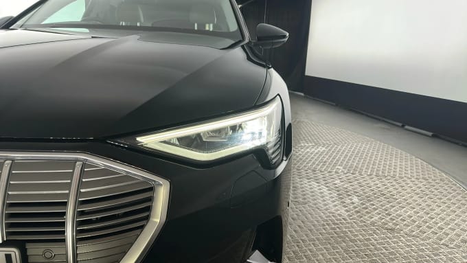 2020 Audi E-tron
