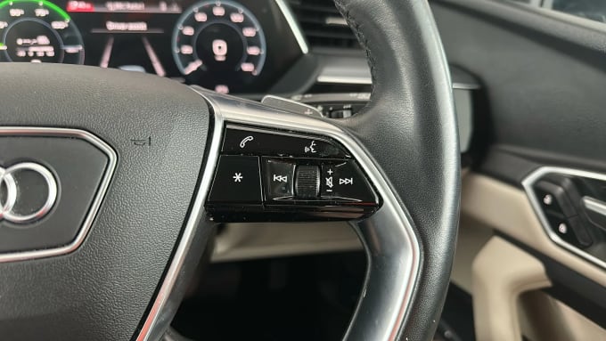 2020 Audi E-tron