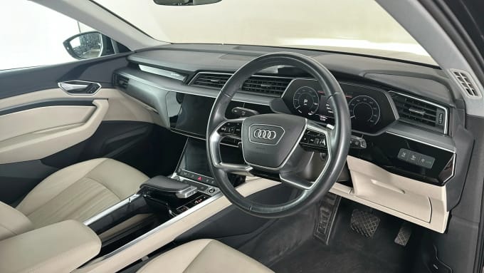 2020 Audi E-tron