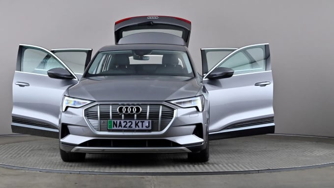 2022 Audi E-tron