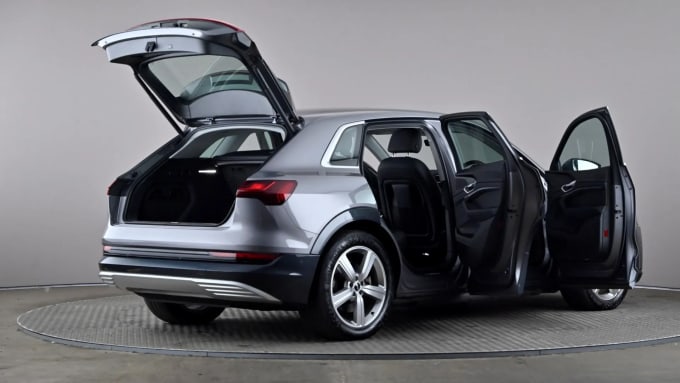 2022 Audi E-tron