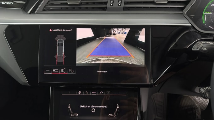 2022 Audi E-tron