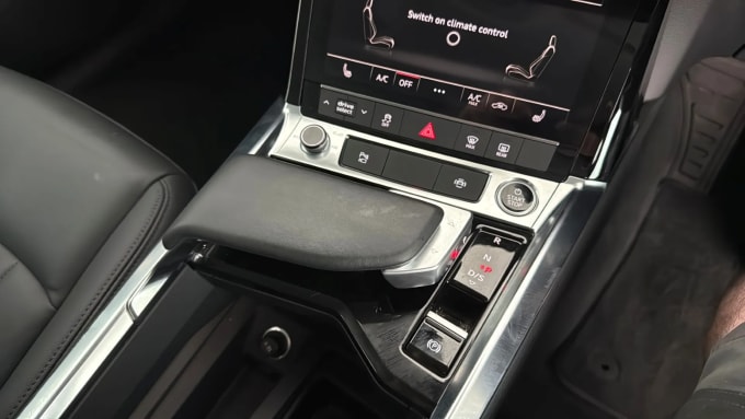 2022 Audi E-tron