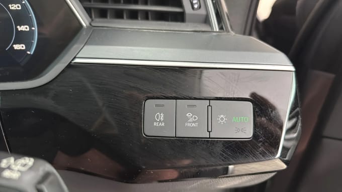 2022 Audi E-tron
