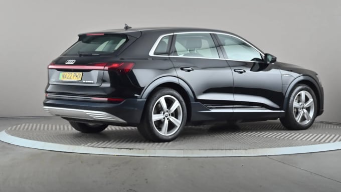 2022 Audi E-tron