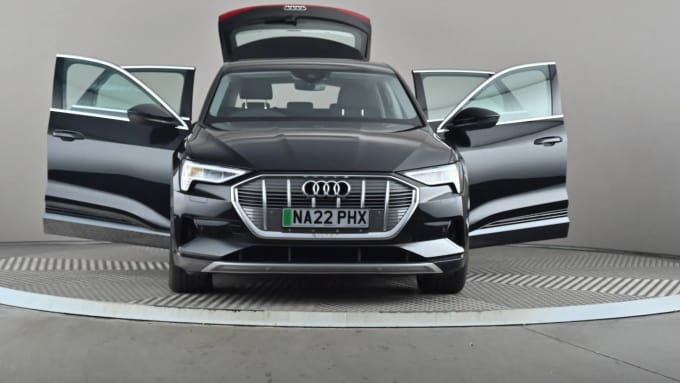 2022 Audi E-tron