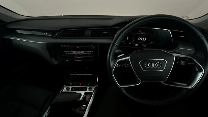 2022 Audi E-tron