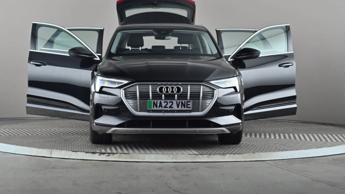 2022 Audi E-tron