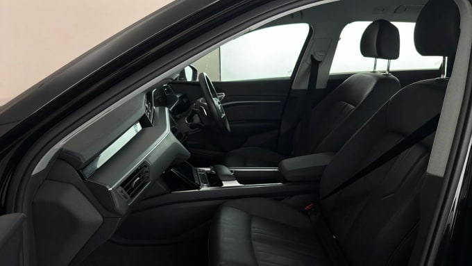 2022 Audi E-tron